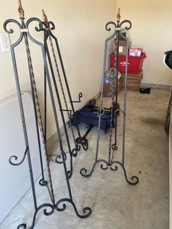 Decorative Wrought Iron Floor Easels – Set of 3