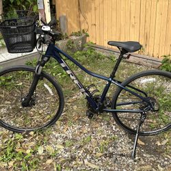 Trek Small Dual Sport 2 Bike 