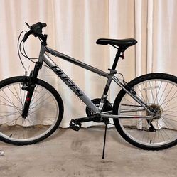 Huffy Rock Creek Mountain Bike