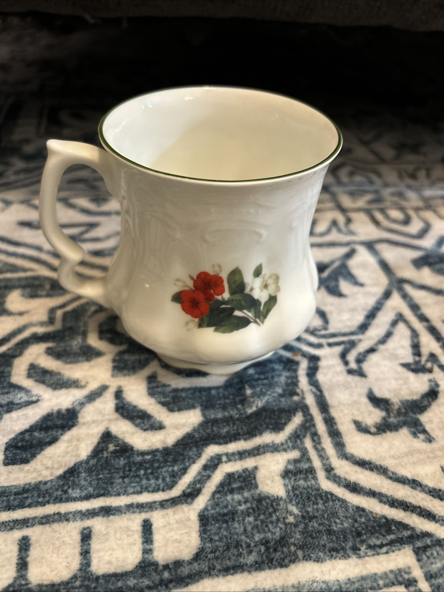 David Michael Staffordshire England Bone China Coffee Tea Cup w Red Floral