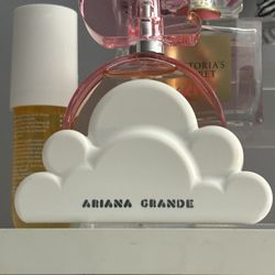 Ariana Grande perfume 