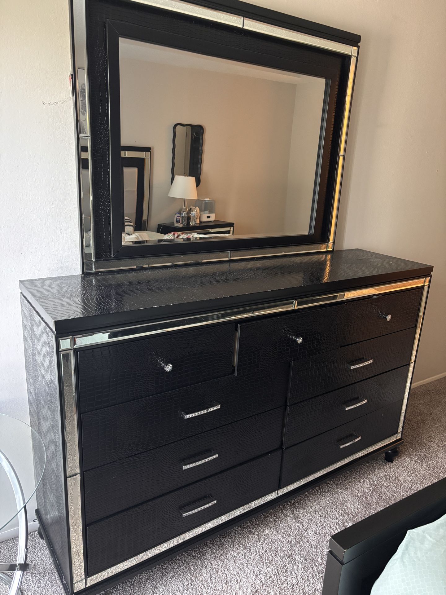 Jahya 62'' W 9 - Drawer Dresser with Mirror
