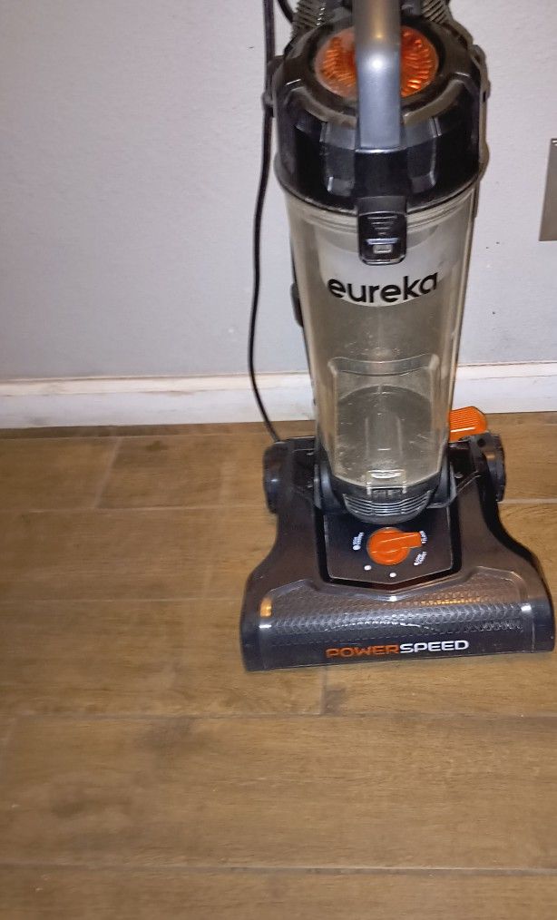 Vacuum Cleaner 