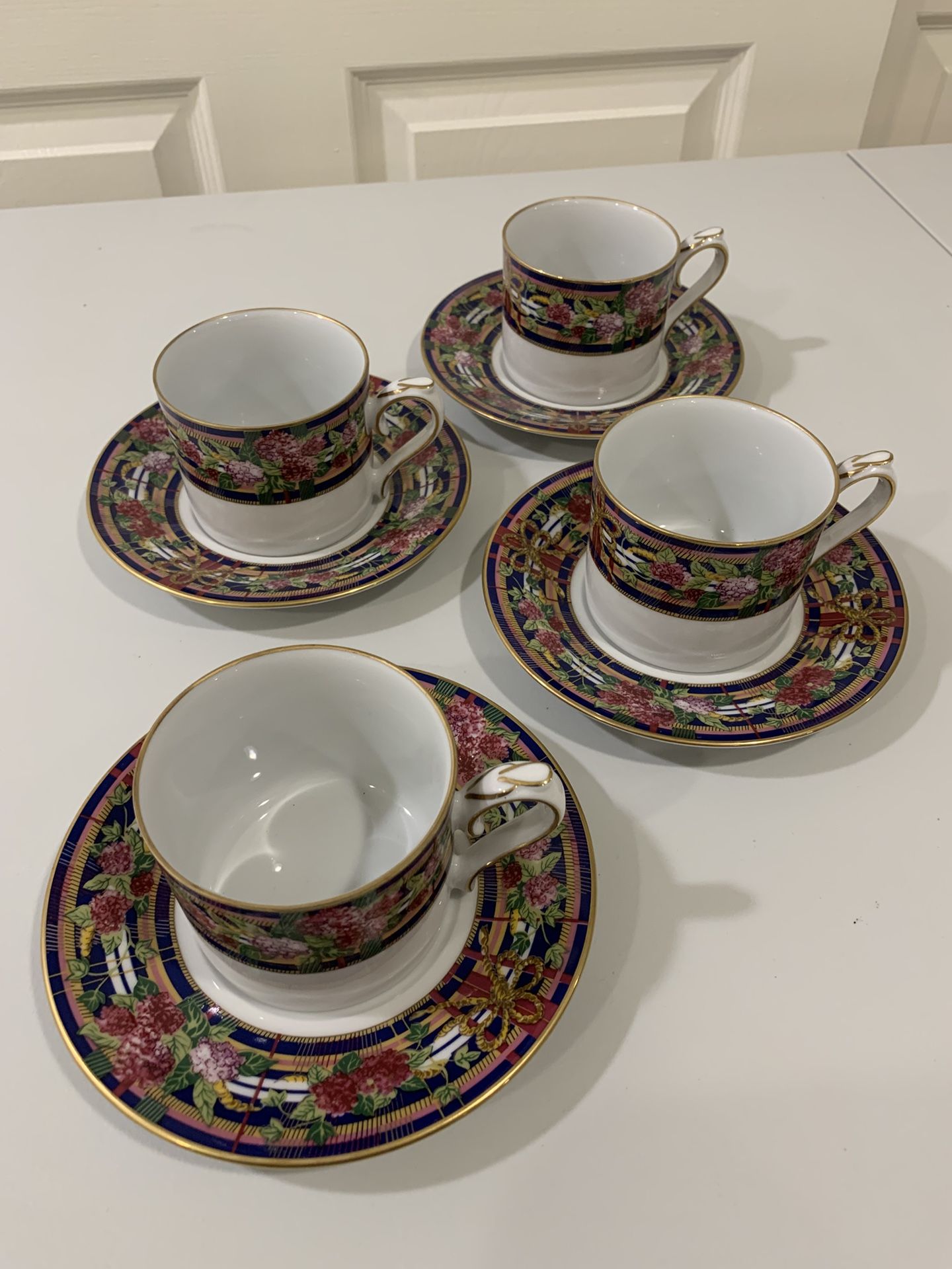 4 Vintage Cups And Saucers