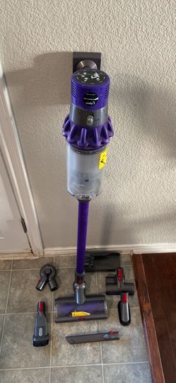 Dyson Cyclone V10 Animal + Cordless Vacuum Cleaner