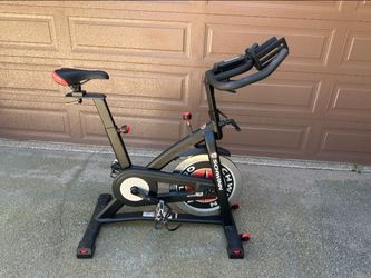 Schwinn IC3 Indoor Cycling Bike