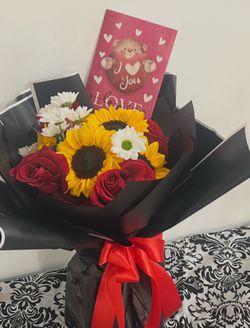Silk flowers!! Forever long lasting! Keep your memories!!!