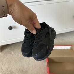 Nike Huarache Run - Toddler Size 6