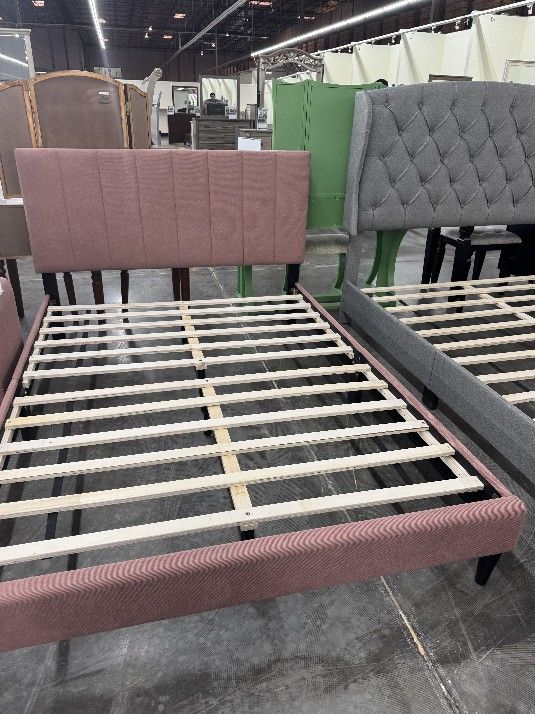 Full Size Pink Linen W Ortho Matres!!!!