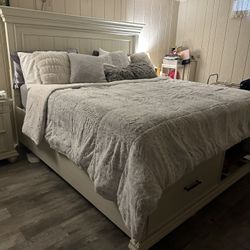 Kind Size Bed From Room Place