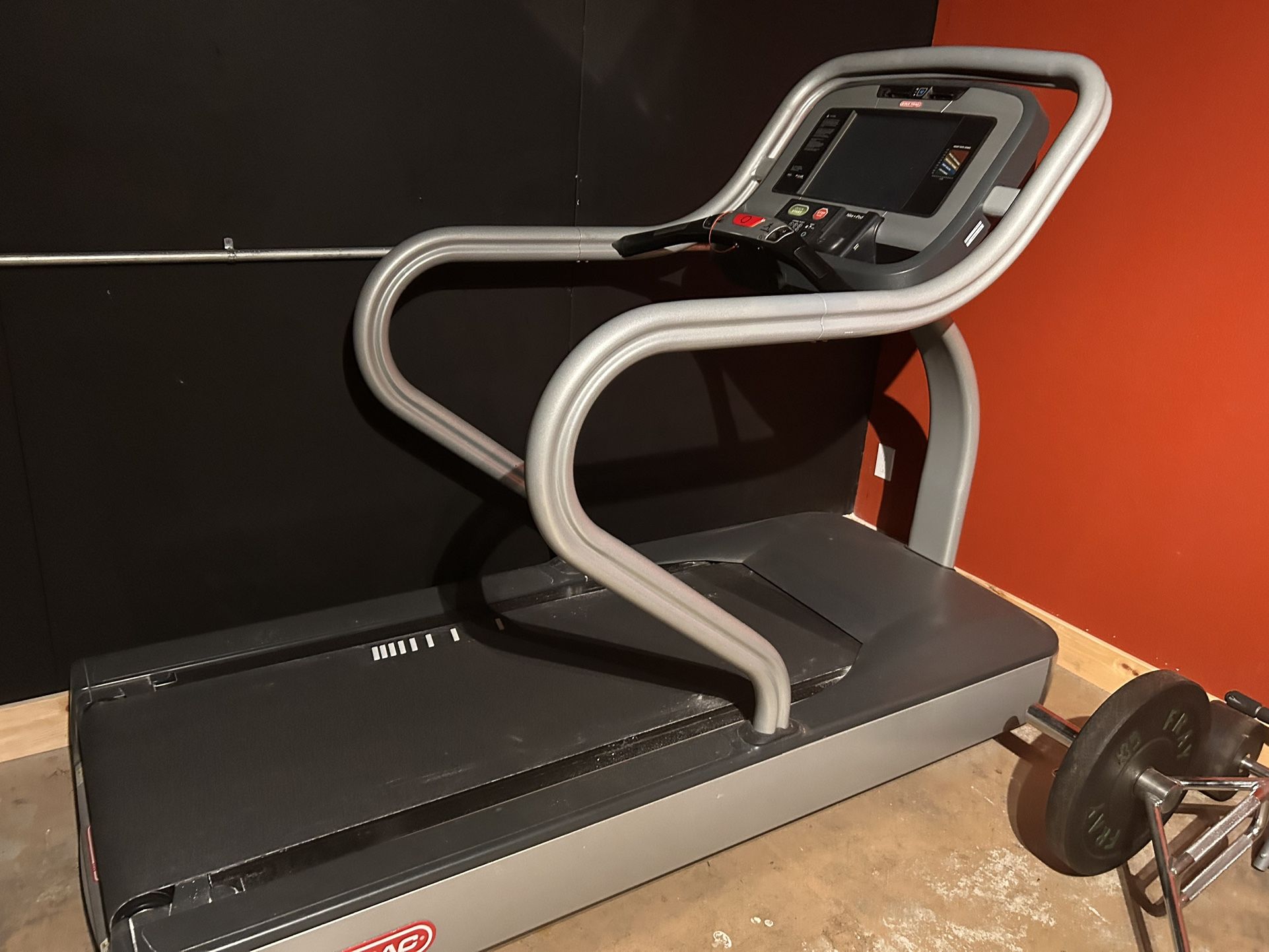Commercial Gym Equipments