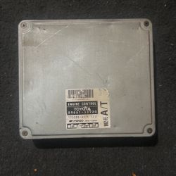 96Lexus  Es 300 /Toyota Camry ECU