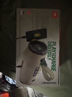 JBL charge 6
