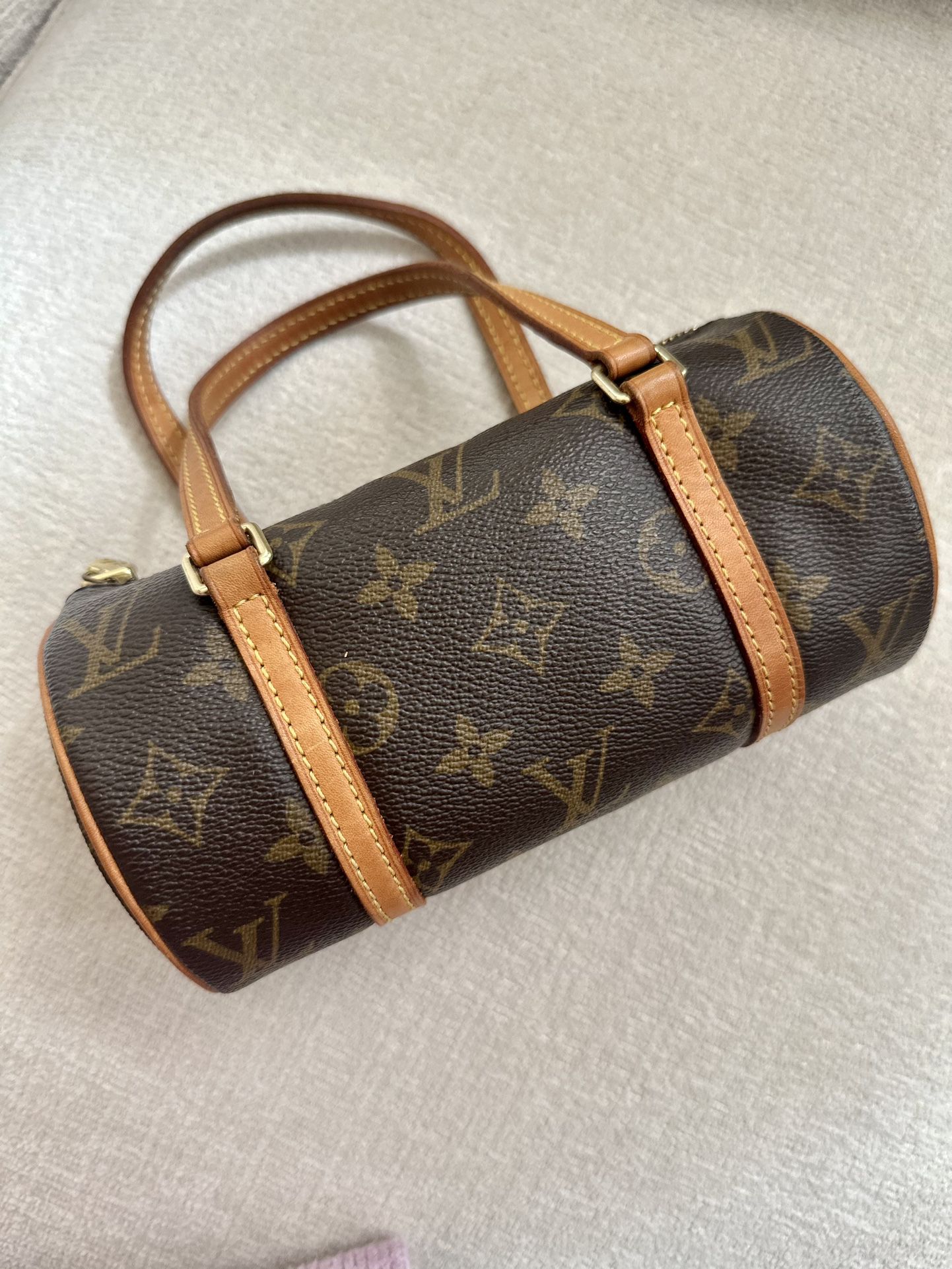 Sold at Auction: A Louis Vuitton monogrammed leather Papillon bag, 2004