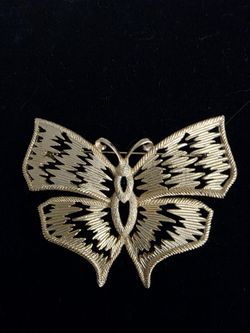 Christian Dior Large Gold Tone Butterfly Brooch (A131)