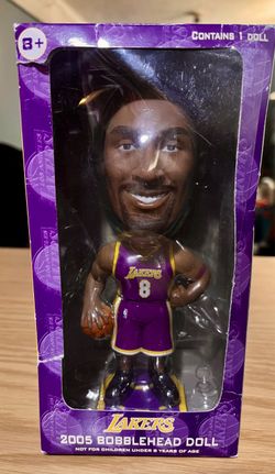 Kobe Bryant Lakers #8 Bobblehead Doll 2005