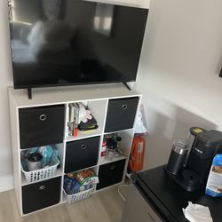 32” VIZIO TV