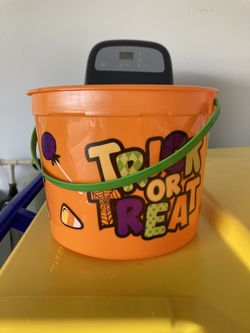 Halloween Trick Or Treat Plastic Bucket, New