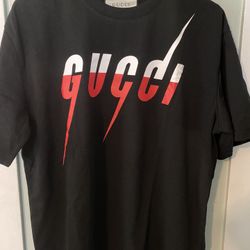 Gucci Size M T-shirt 