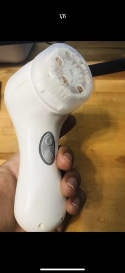 Clarisonic Mia 2 Facial Cleansing Brush System with Two Sonic Speeds -