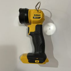 Dewalt 20volt Flashlight (tool Only)