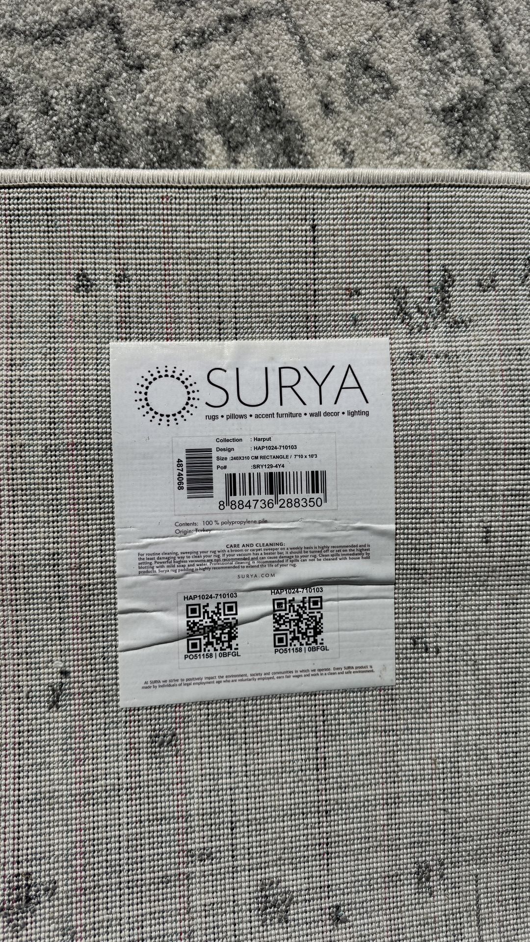 Surya rug, 7’10” X 10’3”