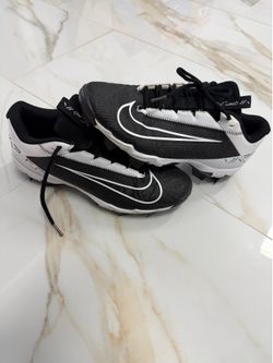 Sport wear Unisex cleats