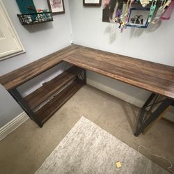 Corner Desk