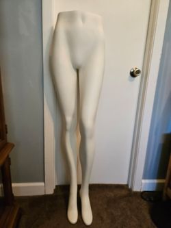 Female Mannequin Lower Body