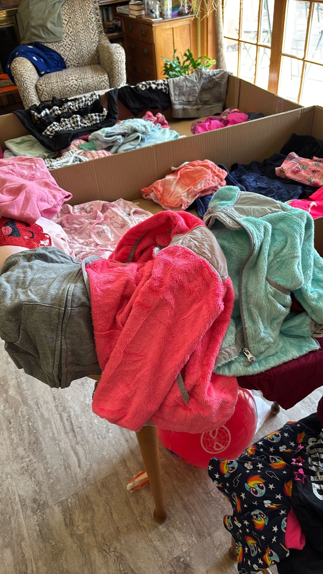 Curls Clothes 6 Months To Size 6:7. Garage Sale Parkwood Hills - Fri Sat - May 2,3