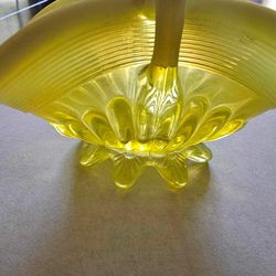 ANTIQUE VASELINE/URANIUM YELLOW GLASS VASE BASKET BY GEORGE DAVIDSON 