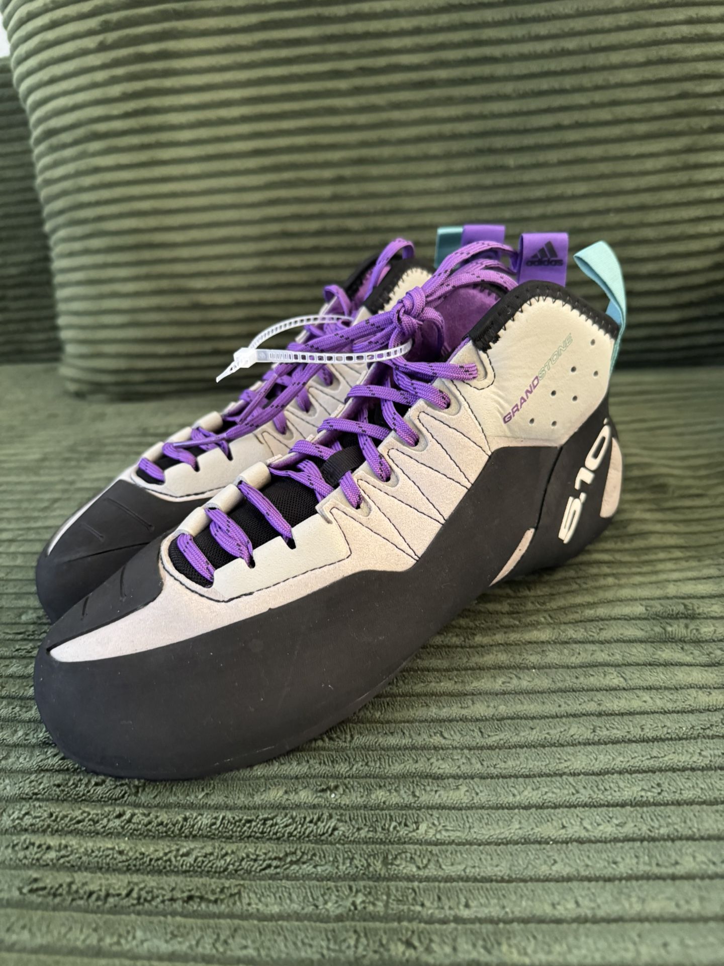 GrandStone Adidas Climbing Shoes Mens 9