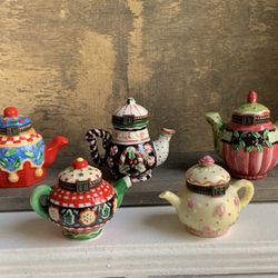 Mary Engelbreit Enesco Ceramic Teapot Trinket Box Lot Christmas Designs