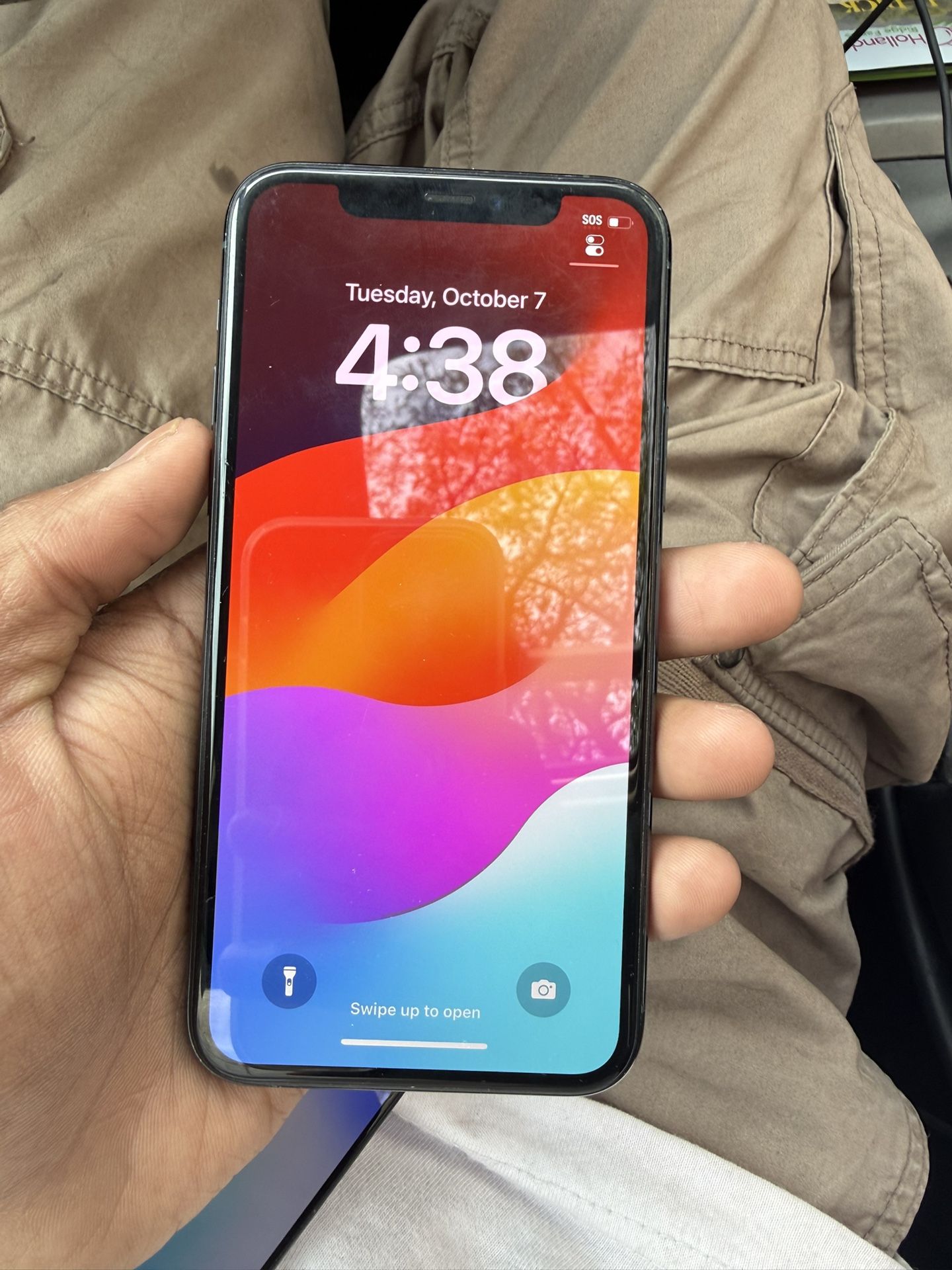 Unlocked iPhone11 pro 64GB (mint Condition / New)