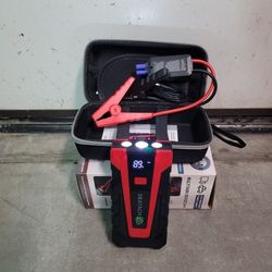 Jump Starter 3000 Amp, Flashlight And Power Bank