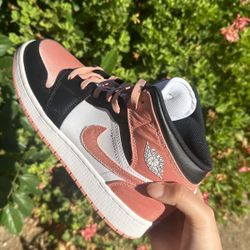 Air Jordan 1 Mid (GS)