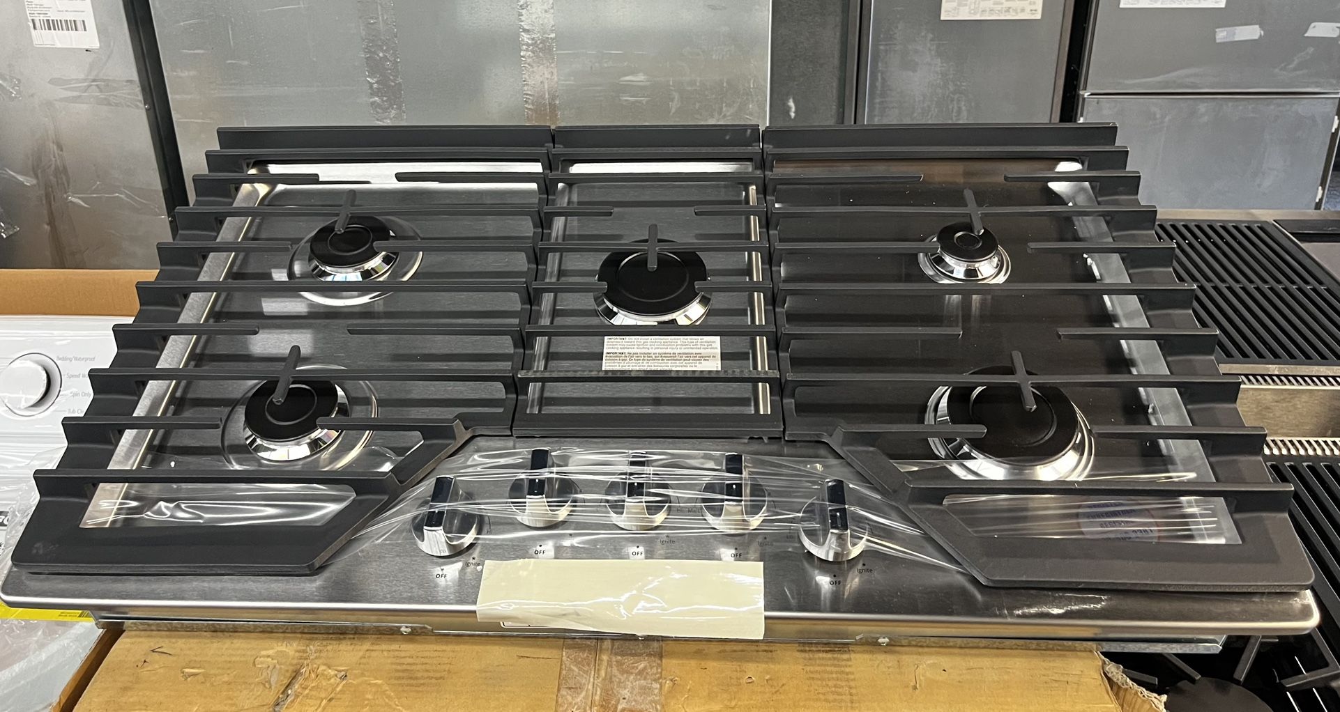 NEW WHIRLPOOL STAINLESS STEEL GAS COOKTOP 36”
