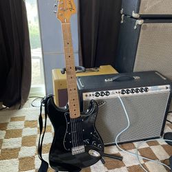 1975 Fender Stratocaster Hardtail Black - 7.5 Lbs!!!