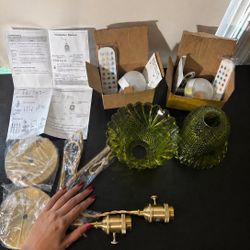 🚨 MUST SELL FAST! New Nogcew Battery Wall Lights Green Diamond 2-Pack $40 🚨