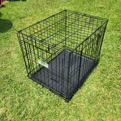 30" Metal Dog Crate For Medium Dogs ,  30L X 21w X 24H 