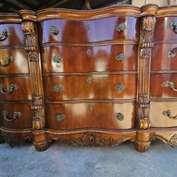 Solid Wood Pulaski Bedroom Set – Heavy, High Quality – (NO BED)