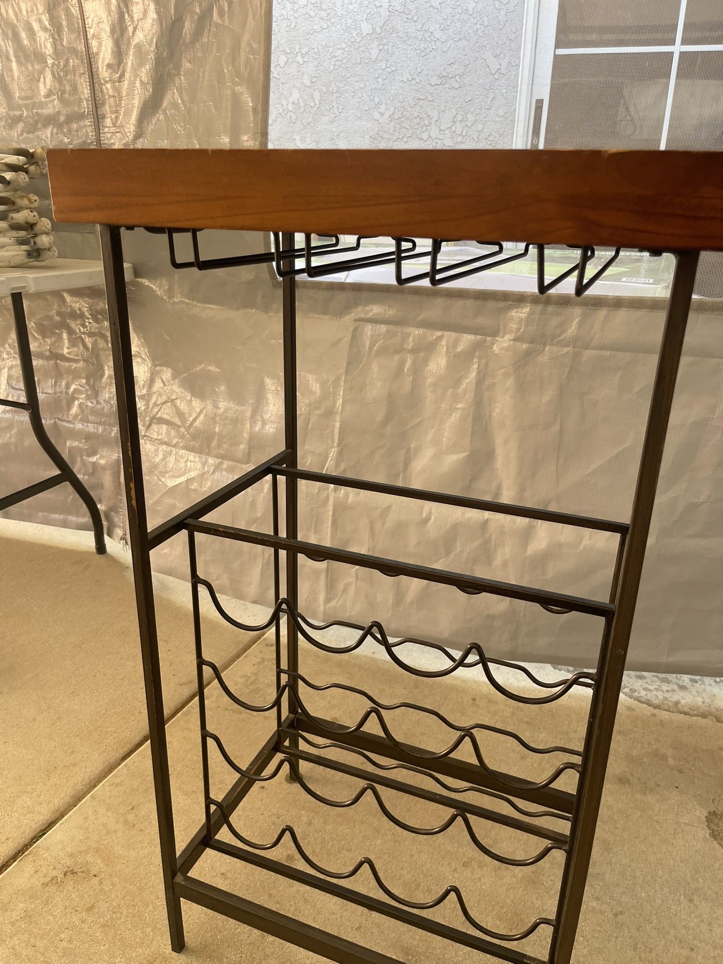 Wine Rack for 16 Bottles 