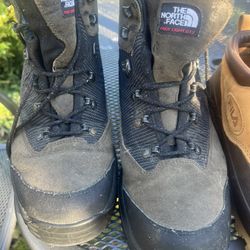 Men’s Size 12 North Face Boots 