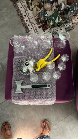 Miscellaneous kitchen items