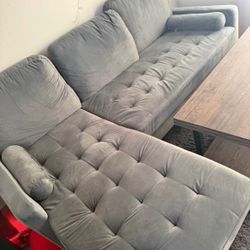 Sectional Couch 