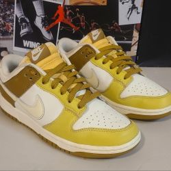 Authenticity Guarantee
Nike Dunk Low Retro Bronzine-Coconut Milk Mens Size 7.5 