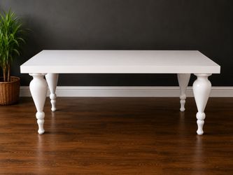 White dining room Table with Turned Legs