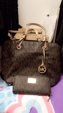 Authentic Michael kors bag & wallet