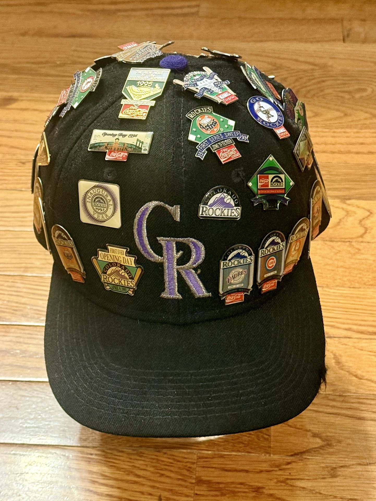 Colorado Rockies 1993 Inaugural Season Wool Hat – 40+ Rare Pins Included