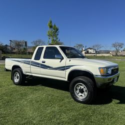 1989 Toyota Pick-Up